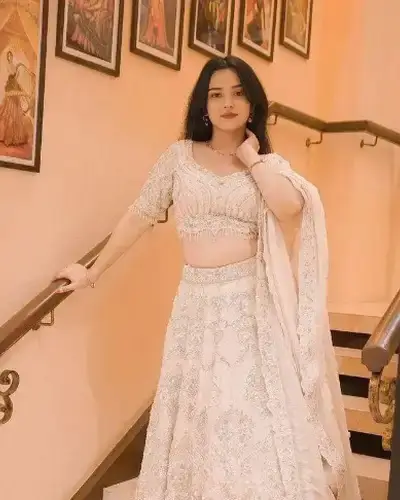 Escort Service In Rashmi
